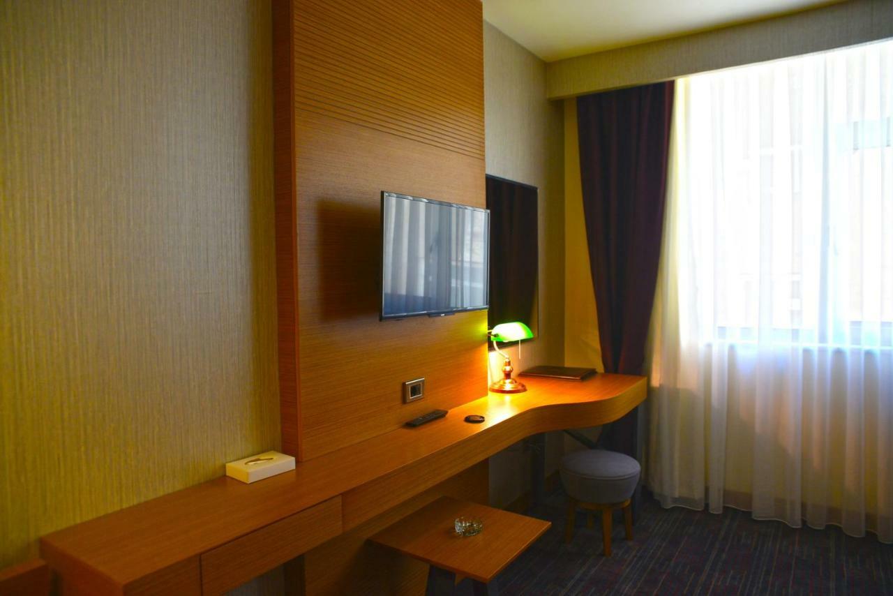 New Garden Hotel ดิยาร์บาคีร์ ภายนอก รูปภาพ