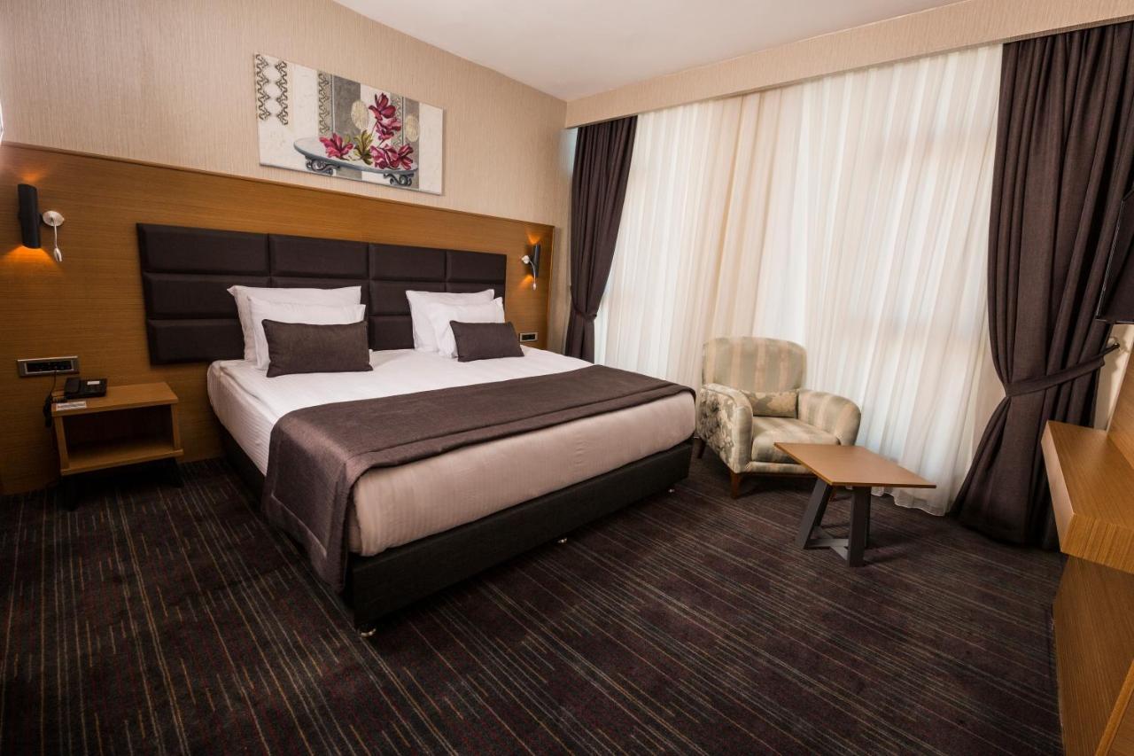 New Garden Hotel ดิยาร์บาคีร์ ภายนอก รูปภาพ